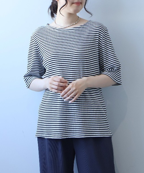 leswel(レスウェル)の「【L~5L 大きいサイズ】コットンボーダーTシャツ 半袖 春夏(Tシャツ/カットソー・レディース・ブルー/ブラック・5L/4L/3L/LL/L)」の2枚目の写真
