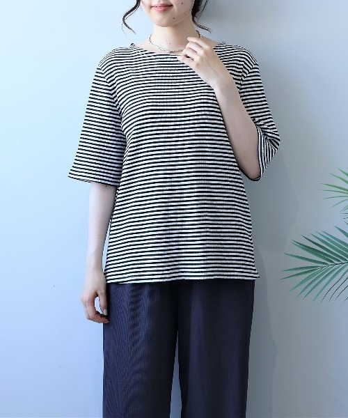 leswel(レスウェル)の「【L~5L 大きいサイズ】コットンボーダーTシャツ 半袖 春夏(Tシャツ/カットソー・レディース・ブルー/ブラック・5L/4L/3L/LL/L)」の14枚目の写真