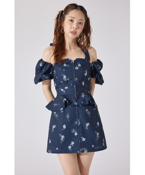 rienda(リエンダ)の「【AKB48 千葉恵里さん着用】2WAYオフショルベアワンピース 夏服(ワンピース・レディース・イエロー/ネイビー/ライトブルー・SMALL/MEDIUM)」の14枚目の写真