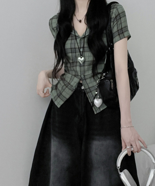 VIVID LADY(ビビッドレディー)の「フード付き チェック柄半袖シャツ(シャツ/ブラウス・レディース・ベージュ/ネイビー/カーキ・FREE)」の12枚目の写真