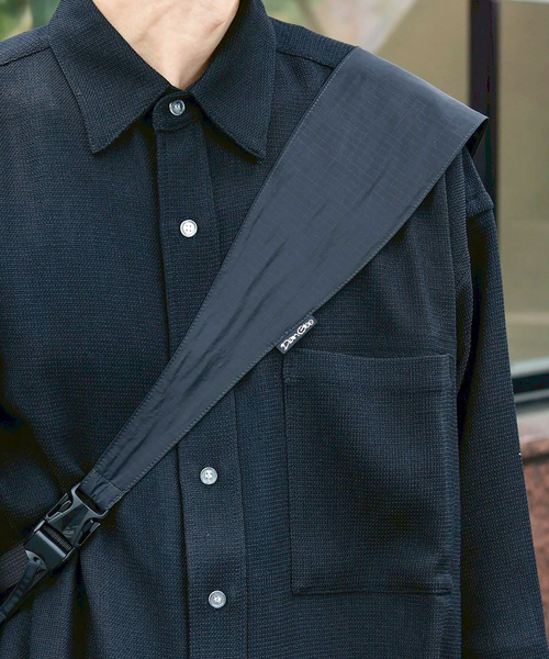 WISM(ウィズム)の「Dan Gee / ダン ジー MESSENGER BAG(メッセンジャーバッグ・メンズ・ブラック・FREE)」の17枚目の写真