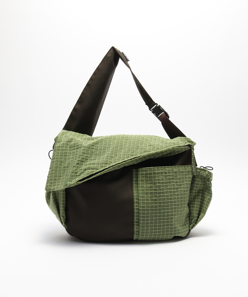 WISM(ウィズム)の「Dan Gee / ダン ジー MESSENGER BAG(メッセンジャーバッグ・メンズ・ブラック・FREE)」の12枚目の写真