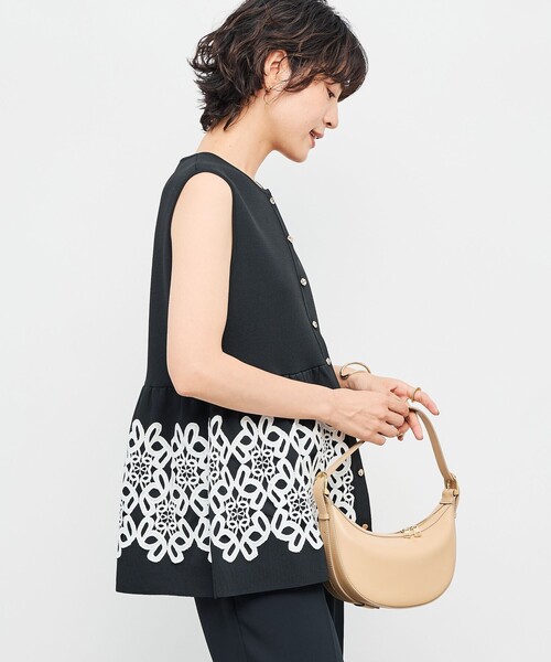 NOLLEY’S（ノーリーズ）の「レース付きペプラムベスト（ベスト・レディース・ネイビー/ブラック/キャメル・38）」の19枚目の写真