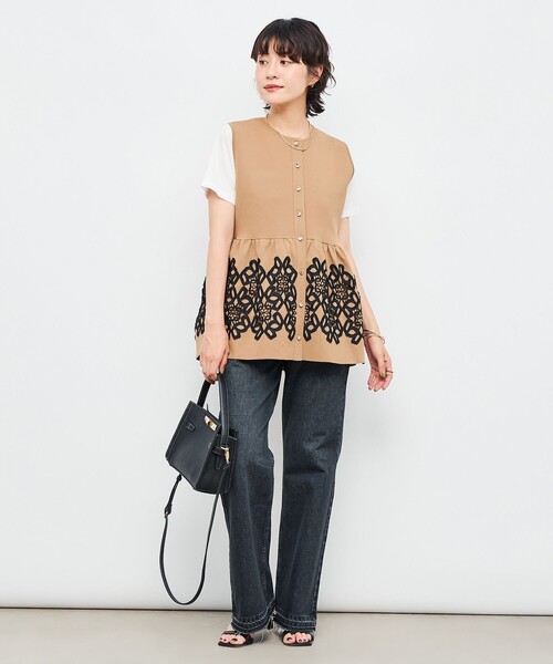 NOLLEY’S（ノーリーズ）の「レース付きペプラムベスト（ベスト・レディース・ネイビー/ブラック/キャメル・38）」の5枚目の写真