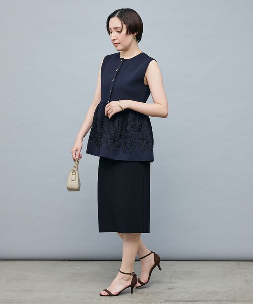 NOLLEY’S（ノーリーズ）の「レース付きペプラムベスト（ベスト・レディース・ネイビー/ブラック/キャメル・38）」の7枚目の写真