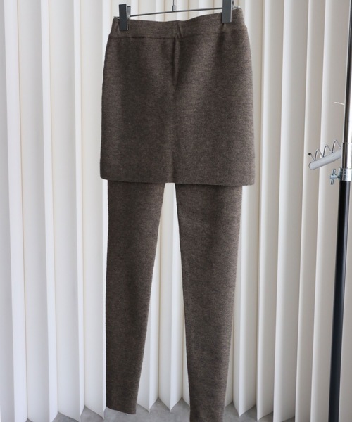 YENNA(イェンナ)の「【スカート付きニットレギンス】レイヤードスタイル / ニットパンツ / スカートパンツレイヤード / セット / レイヤードニットスカートパンツ(レギンス/スパッツ・レディース・アイボリー/ブラック/ブラウン/ベージュ/グレー/オフホワイト・FREE)」の20枚目の写真