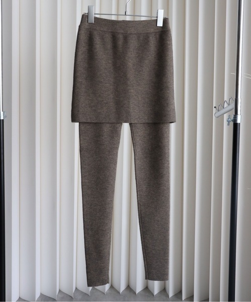 YENNA(イェンナ)の「【スカート付きニットレギンス】レイヤードスタイル / ニットパンツ / スカートパンツレイヤード / セット / レイヤードニットスカートパンツ(レギンス/スパッツ・レディース・アイボリー/ブラック/ブラウン/ベージュ/グレー/オフホワイト・FREE)」の17枚目の写真