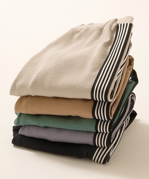 b・ROOM（ビールーム）の「【ともパン】サイドラインテーパードパンツ（その他パンツ・キッズ・グレイッシュベージュ/ブラック/モスグリーン/Moca/ダークグレー・100cm/110cm/140cm/130cm/120cm）」の16枚目の写真