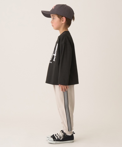 b・ROOM（ビールーム）の「【ともパン】サイドラインテーパードパンツ（その他パンツ・キッズ・グレイッシュベージュ/ブラック/モスグリーン/Moca/ダークグレー・100cm/110cm/140cm/130cm/120cm）」の21枚目の写真