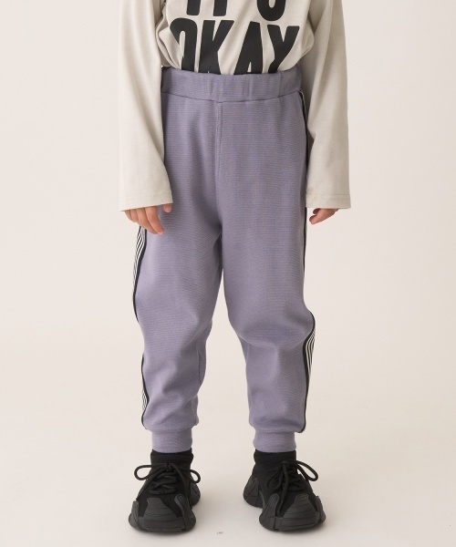 b・ROOM(ビールーム)の「【ともパン】サイドラインテーパードパンツ(その他パンツ・キッズ・グレイッシュベージュ/ブラック/モスグリーン/Moca/ダークグレー・100cm/110cm/140cm/130cm/120cm)」の7枚目の写真