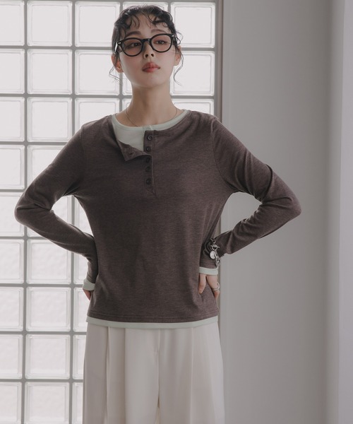 210nouve（トゥージュヌーブ）の「フェイクレイヤード 配色 ヘンリーネック ロンT（Tシャツ/カットソー・レディース・ブラウン/チャコールグレー/グレー/オレンジ/ブラウン系その他/イエロー・FREE）」の20枚目の写真