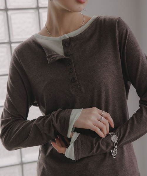 210nouve（トゥージュヌーブ）の「フェイクレイヤード 配色 ヘンリーネック ロンT（Tシャツ/カットソー・レディース・ブラウン/チャコールグレー/グレー/オレンジ/ブラウン系その他/イエロー・FREE）」の21枚目の写真