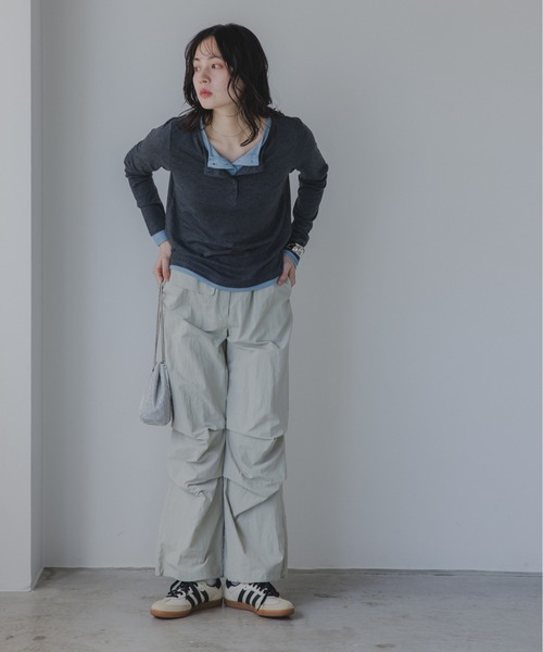 210nouve（トゥージュヌーブ）の「フェイクレイヤード 配色 ヘンリーネック ロンT（Tシャツ/カットソー・レディース・ブラウン/チャコールグレー/グレー/オレンジ/ブラウン系その他/イエロー・FREE）」の11枚目の写真