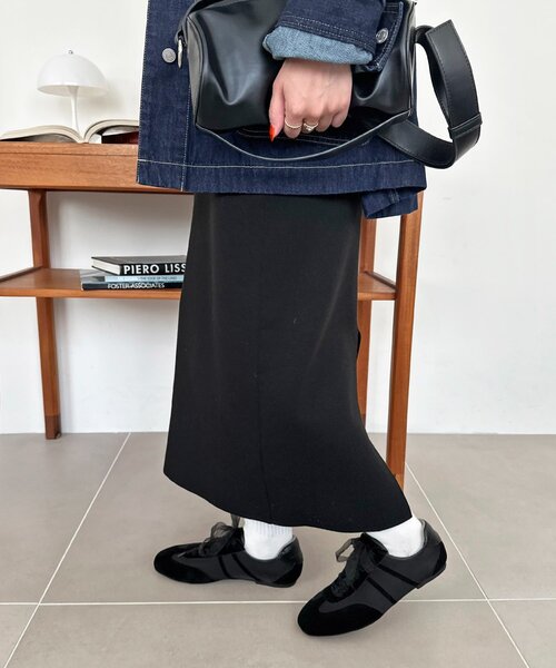 DISCOAT（ディスコート）の「スエード調サテンバレエスニーカー（スニーカー・レディース・ライトグレー/ブラウン/ピンク/ブラック/アイボリー・MEDIUM/LARGE）」の21枚目の写真