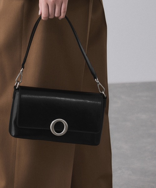 ADAM ET ROPE'（アダムエロペ）の「フラップミニ2WAYショルダーバッグ（ショルダーバッグ・レディース・ブラック/カーキ・FREE）」の7枚目の写真