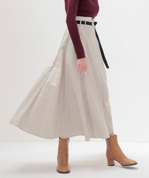 DRESSLAVE(ドレスレイブ)の「fit & flare panel long skirt(フィット&フレアパネルロングスカート)(スカート・レディース・グレー/カーキ/ベージュ・36/38)」の18枚目の写真
