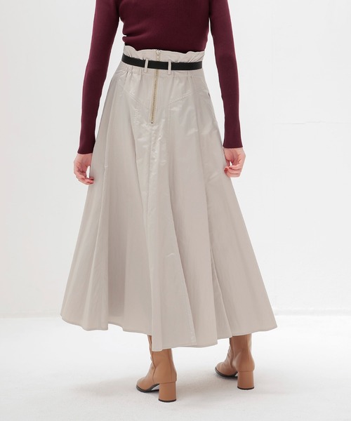 DRESSLAVE(ドレスレイブ)の「fit & flare panel long skirt(フィット&フレアパネルロングスカート)(スカート・レディース・グレー/カーキ/ベージュ・36/38)」の19枚目の写真