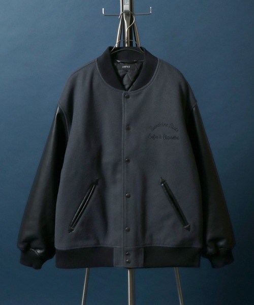 ANPAS(アンパス)の「ANPAS Exclusive Melton Varsity Jacket with One-Point Logo Embroidery /アンパス別注 ワンポイントロゴ刺繍 メルトン スタジャン メンズ レディース ユニセックス アウター ブルゾン(スタジャン・メンズ・ブラック/チャコール・M/L/LL)」の2枚目の写真