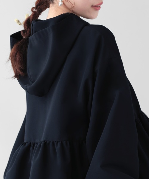 Fit more(フィットモア)の「【ZOZO限定カラー】ペプラムフリル2WAYフーディジャケット(その他アウター・レディース・ホワイト/ブラック/ベージュ/ネイビー・FREE)」の5枚目の写真