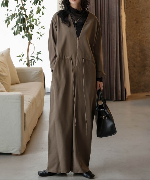 AMELY(エミリー)の「Vネックジャンプスーツ(つなぎ/オールインワン・レディース・ブラック/ブラウン/グレー・M/L)」の19枚目の写真