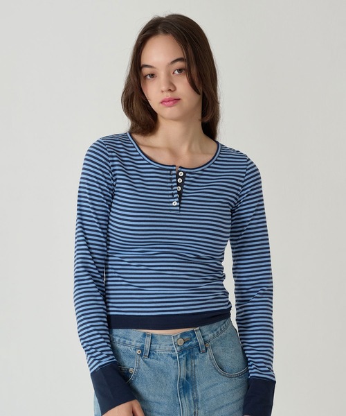 TINA:JOJUN(ティーナジョジュン)の「ボーダー ヘンリーネック カットソー TINA:JOJUN(Tシャツ/カットソー・レディース・ピンク/パープル/ネイビー/ライトブルー・M)」の3枚目の写真