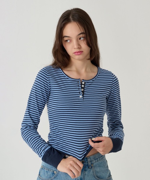 TINA:JOJUN(ティーナジョジュン)の「ボーダー ヘンリーネック カットソー TINA:JOJUN(Tシャツ/カットソー・レディース・ピンク/パープル/ネイビー/ライトブルー・M)」の17枚目の写真