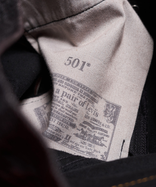 Levi's（リーバイス）の「Levi’s(リーバイス) 30th 別注 501(R) BLACK L28（デニムパンツ・メンズ・ブラック・28/29/30/31/32/33/34/36/38）」の7枚目の写真