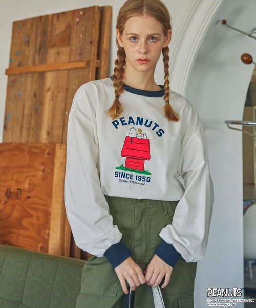 PEANUTS(ピーナッツ)の「【PEANUTS / SNOOPY】別注 ピーナッツ スヌーピー ヴィンテージプリントリンガー長袖Tシャツ(Tシャツ/カットソー・レディース・ネイビー系2/ネイビー系/チャコールグレー/ブラック系/スミクロ/ネイビー・FREE)」の21枚目の写真
