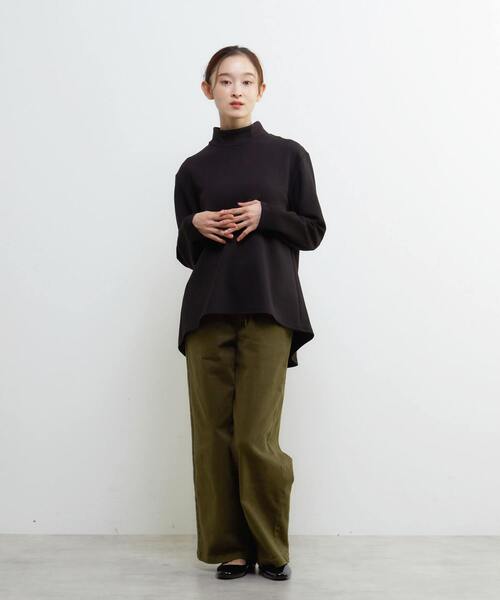 LOGEMENT DE CLAIRE(ロジュモンドクレール)の「ハイネックペプラムカットプルオーバー(Tシャツ/カットソー・レディース・オフホワイト/ブラック/グレイッシュベージュ・FREE)」の7枚目の写真