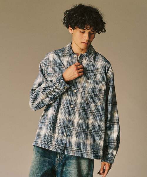 417 EDIFICE(フォーワンセブンエディフィス)の「シャギー チェック シャツ(シャツ/ブラウス・メンズ・ブラウン/ブラック/ブルー・LARGE/MEDIUM)」の3枚目の写真