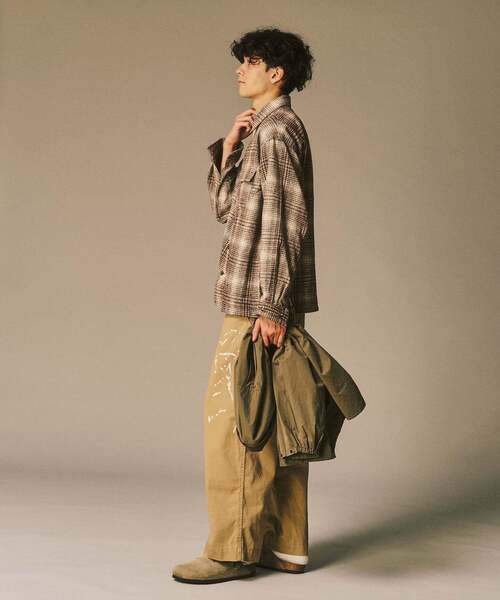 417 EDIFICE(フォーワンセブンエディフィス)の「シャギー チェック シャツ(シャツ/ブラウス・メンズ・ブラウン/ブラック/ブルー・LARGE/MEDIUM)」の22枚目の写真