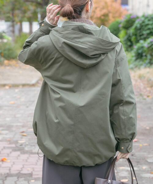 ITEMS URBANRESEARCH(アイテムズ アーバンリサーチ)の「キルトライナー付きマウンテンパーカー(ダウンジャケット/コート・レディース・ベージュ/ブラック/カーキ・FREE)」の10枚目の写真