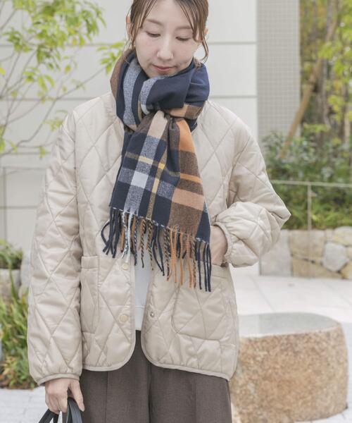 ITEMS URBANRESEARCH（アイテムズ アーバンリサーチ）の「キルトライナー付きマウンテンパーカー（ダウンジャケット/コート・レディース・ベージュ/ブラック/カーキ・FREE）」の11枚目の写真