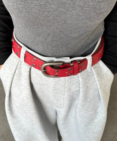 CIAOPANIC TYPY（チャオパニックティピー）の「【UNISEX】スタッズベルト（ベルト・レディース・マスタード/ブラック/グレー/レッド・ONE SIZE）」の21枚目の写真