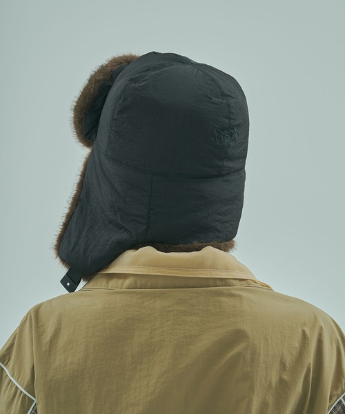 UMBRO(アンブロ)の「(UMBRO × ROSE BUD)FLIGHT CAP(キャップ・レディース・ベージュ/ブラック・ONE SIZE)」の5枚目の写真