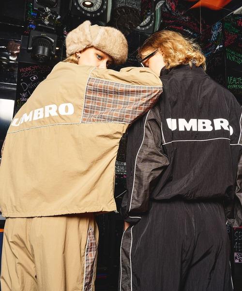 UMBRO(アンブロ)の「(UMBRO × ROSE BUD)FLIGHT CAP(キャップ・レディース・ベージュ/ブラック・ONE SIZE)」の16枚目の写真