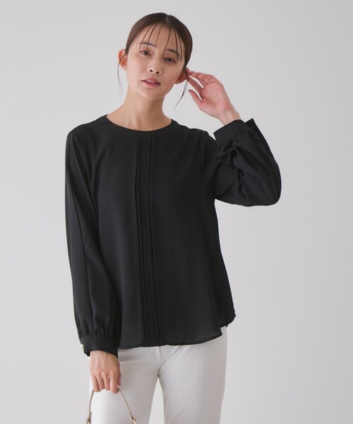 Jayro(ジャイロ)の「フロントレースピンタックブラウス(シャツ/ブラウス・レディース・ホワイト系その他2/ベージュ/ブラック・M)」の4枚目の写真