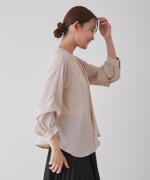 Jayro(ジャイロ)の「フロントレースピンタックブラウス(シャツ/ブラウス・レディース・ホワイト系その他2/ベージュ/ブラック・M)」の20枚目の写真