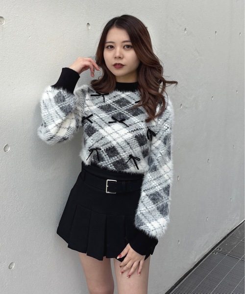 one way（ワンウェイ）の「ベロアリボンシャギーニット（ニット/セーター・レディース・ブラック/ブラウン/ネイビー/ホワイト・FREE）」の2枚目の写真