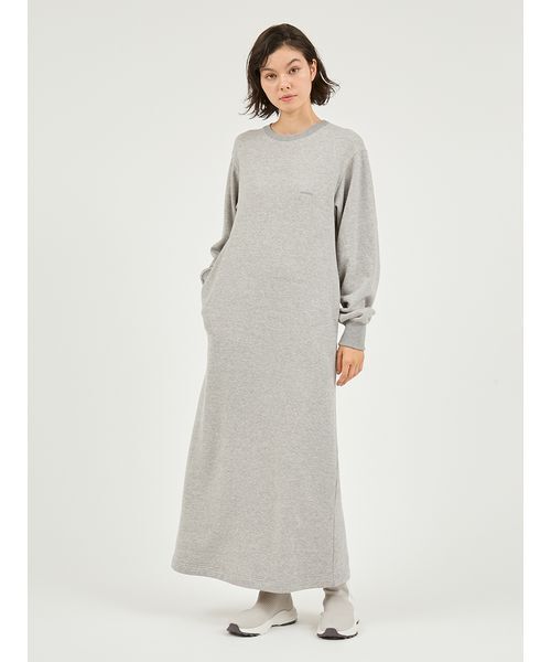 emmi(エミ)の「【セットアイテム】チュールビスチェ×裏毛ワンピースセット(ワンピース・レディース・ベージュ/ネイビー/グレー・0/1)」の19枚目の写真