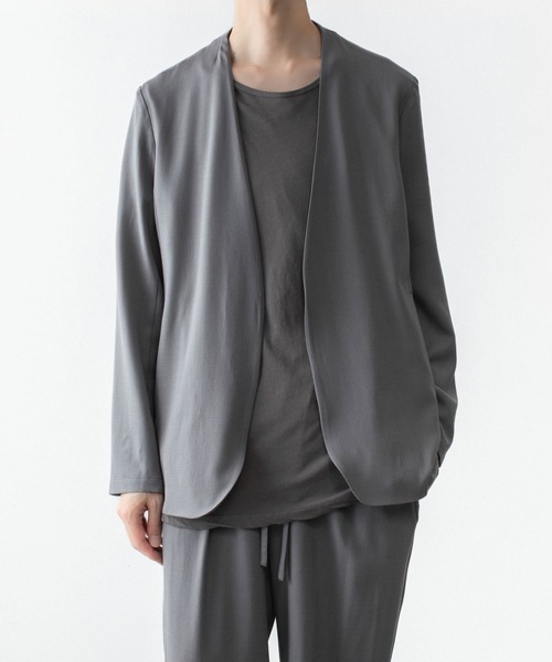 ATTACHMENT（アタッチメント）の「2/90 ウールツイストツイル カラーレスジャケット / 2/90 WO TWIST TWILL COLLARLESS JKT（ノーカラージャケット・メンズ・ブラック/グレー・1/2/3/4）」の5枚目の写真