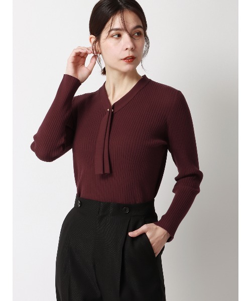SUIT SQUARE(スーツスクエア)の「ボウタイプルオーバーリブニット 長袖 ウォッシャブル レーヨンストレッチ 無地(ニット/セーター・レディース・ネイビー/ライトグレー/ボルドー・38(9号))」の3枚目の写真