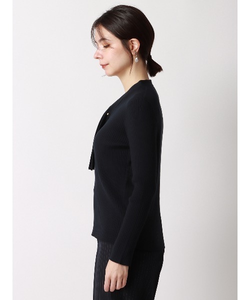 SUIT SQUARE(スーツスクエア)の「ボウタイプルオーバーリブニット 長袖 ウォッシャブル レーヨンストレッチ 無地(ニット/セーター・レディース・ネイビー/ライトグレー/ボルドー・38(9号))」の8枚目の写真