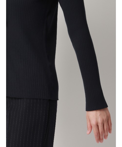 SUIT SQUARE(スーツスクエア)の「ボウタイプルオーバーリブニット 長袖 ウォッシャブル レーヨンストレッチ 無地(ニット/セーター・レディース・ネイビー/ライトグレー/ボルドー・38(9号))」の11枚目の写真