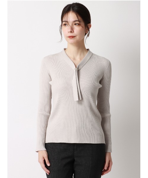 SUIT SQUARE(スーツスクエア)の「ボウタイプルオーバーリブニット 長袖 ウォッシャブル レーヨンストレッチ 無地(ニット/セーター・レディース・ネイビー/ライトグレー/ボルドー・38(9号))」の16枚目の写真