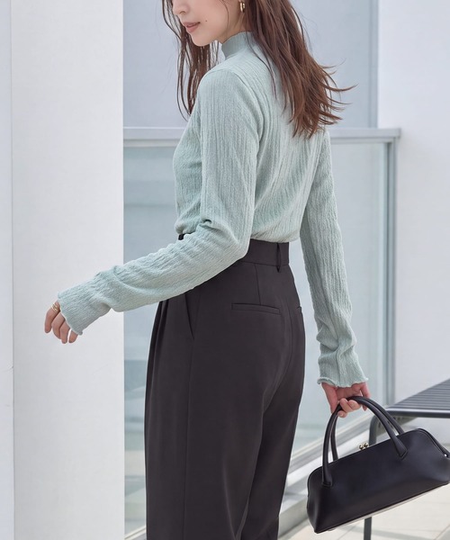 STYLE DELI(スタイルデリ)の「バブルシャーリングボトルネックトップス(Tシャツ/カットソー・レディース・ホワイト/ブラウン/ミント・FREE)」の5枚目の写真
