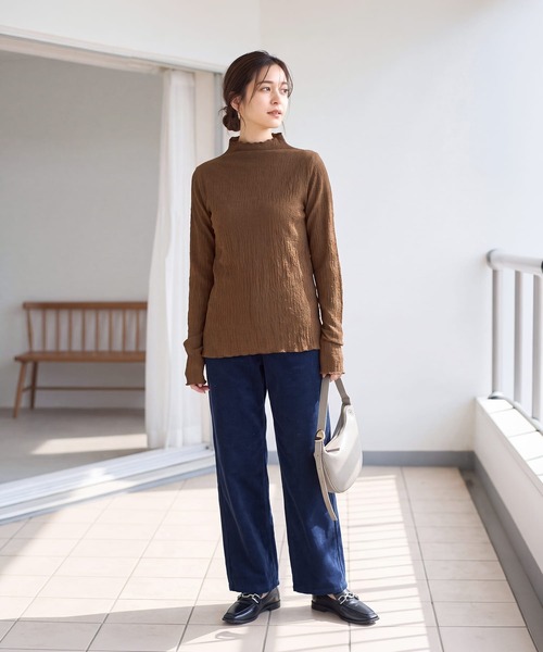 STYLE DELI(スタイルデリ)の「バブルシャーリングボトルネックトップス(Tシャツ/カットソー・レディース・ホワイト/ブラウン/ミント・FREE)」の11枚目の写真
