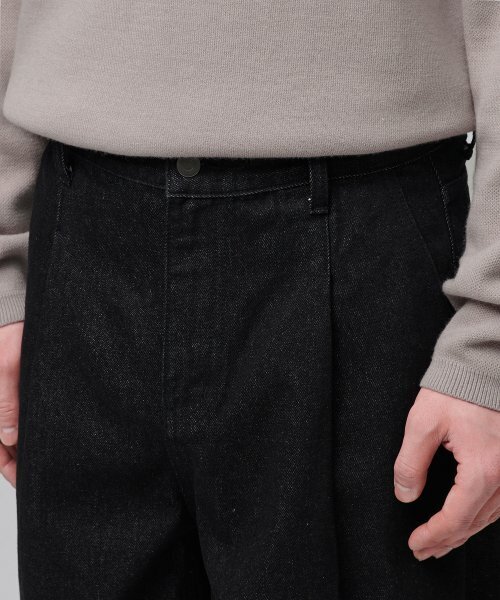 MUSINSA STANDARD（ムシンサスタンダード）の「ベルト付きセミバルーンデニムパンツ[ローブラック]（デニムパンツ・メンズ・その他・36/27/28/34/32/30/31/33/26）」の5枚目の写真