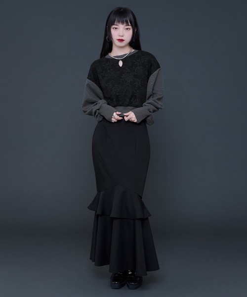 Ellno de Mavie（エルノデメヴィ）の「ガラキリカエカットプルオーバー（Tシャツ/カットソー・レディース・ライトグレー/ブラック・FREE）」の11枚目の写真