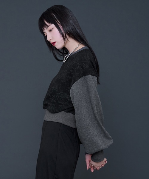 Ellno de Mavie（エルノデメヴィ）の「ガラキリカエカットプルオーバー（Tシャツ/カットソー・レディース・ライトグレー/ブラック・FREE）」の9枚目の写真